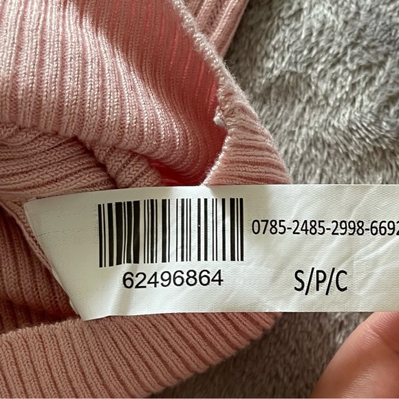 Turtle neck NEW sweater - Picture 5 of 5